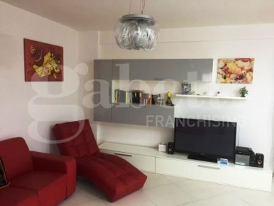 Foto Appartamento in Via ANFITEATRO 39, Formia Centro di 72 m² con 3 locali