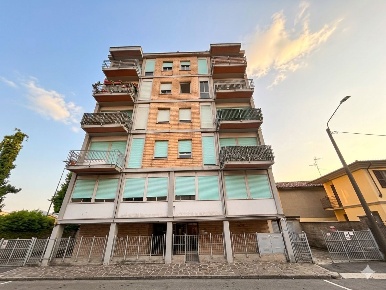 Foto Appartamento in Via roma 10, Broni Centro di 88 m² con 3 locali