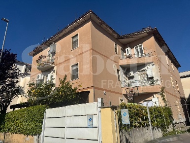 Foto Appartamento in Via Donato Bramante 24, Latina Centro di 65 m²
