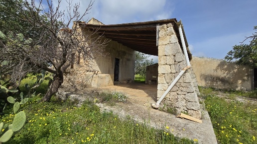 casa indipendente in vendita a Canicattini Bagni