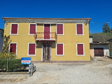 Foto Villa singola in Via San Vito 79, Albettone Lovertino di 195 m²