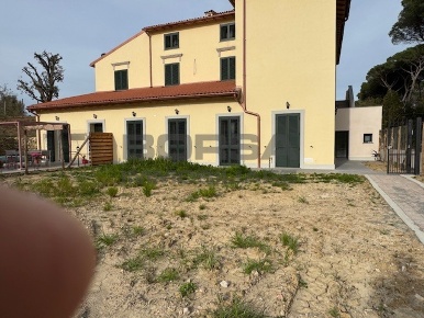 Foto Appartamento in Via delle Sorgenti 402, Livorno Cisternino di 95 m²