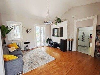 Foto Casa indipendente a Aci Castello Centro di 175 m² con 4 locali