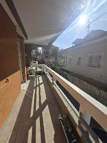 Foto Appartamento a Bordighera Centro di 45 m² con 22 locali in affitto