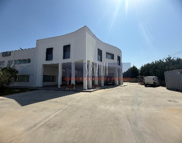 Foto Capannone industriale a Modugno di 370 m² in affitto