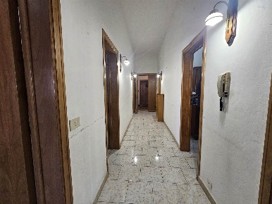 Foto Appartamento a Cecina Cecina Centro di 134 m² con 5 locali in vendita