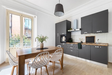 Foto Appartamento in corso giulio cesare 46, Torino Aurora di 150 m²