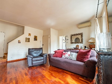 Foto Appartamento a Siena San Marco - Tufi di 154 m² con 7 locali