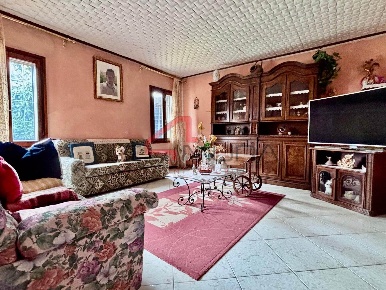 Foto Appartamento a Nogara Montalto di 145 m² con 4 locali in vendita