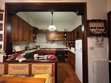 Foto Appartamento in Via Aureia, Loano Centro di 80 m² con 3 locali