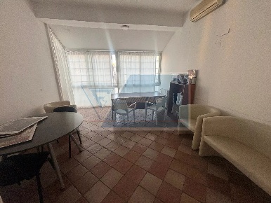 Foto Appartamento in Via Tevere, Siracusa Gelone - Cadorna con 5 locali