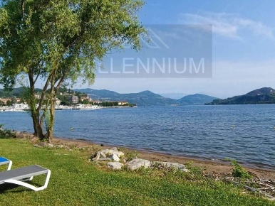 Foto Appartamento a Arona di 120 m² con 4 locali in vendita