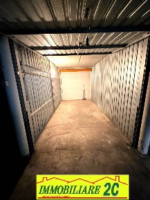 Foto Garage in VIA NOGARA, Villafranca di Verona di 8 m² con 1 locali