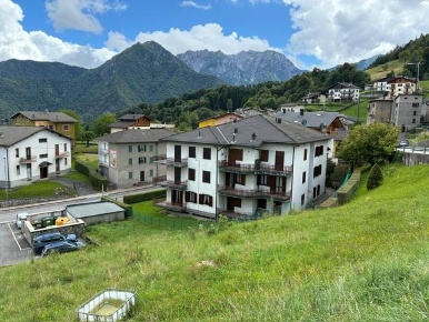 Foto Appartamento in via Frazione Foppa 17, Santa Brigida di 58 m²