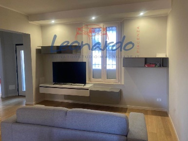 Foto Appartamento a Piacenza Centro Storico di 115 m² con 4 locali