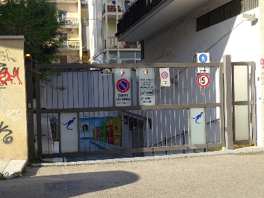 Foto Garage in Via San Lorenzo  25/B, Bari Carrassi di 35 m² con 1 locali