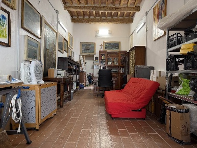 Foto Laboratorio in Via Santo Stefano 16/A, Livorno Pontino - Bastia