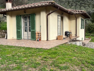 Foto Villa unifamiliare a San Giuliano Terme Asciano, Agnano di 65 m²
