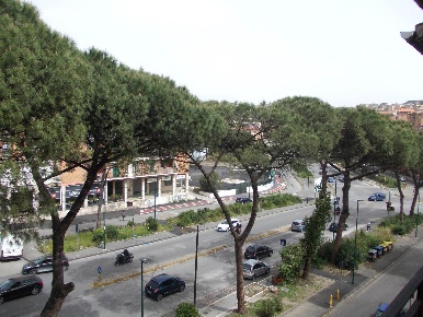 Foto Appartamento in VIALE TRAIANO, Napoli Soccavo di 85 m² con 3 locali