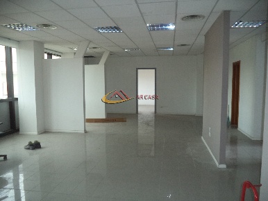 Foto Ufficio a Arezzo di 155 m² con 3 locali in affitto