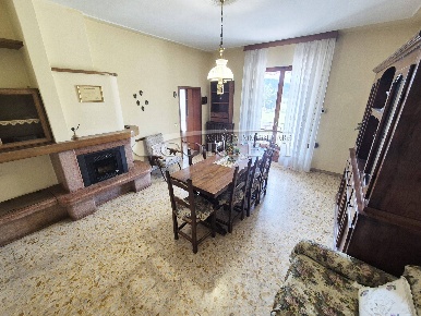 Foto Appartamento in Via Donino Donini, Città di Castello di 120 m²
