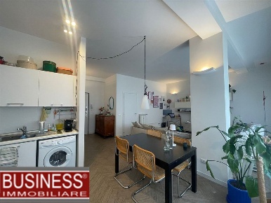 Foto Appartamento in Via Stilicone, Milano Cenisio di 75 m² con 2 locali