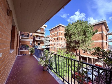 Foto Appartamento in VIA SCALO MERCI, Faenza di 133 m² con 4 locali