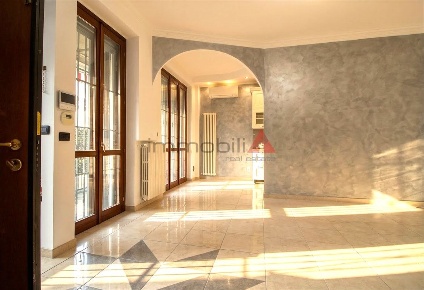 Foto Appartamento in via Gramsci, Pioltello Centro di 130 m² con 4 locali