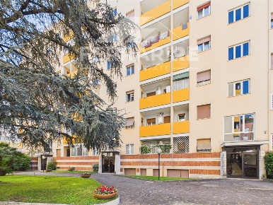 Foto Appartamento in via Attilio Friggeri, Roma Balduina di 78 m²