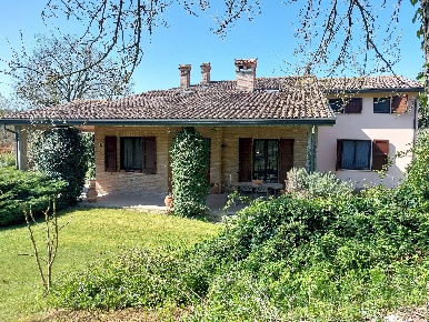 Foto Villa unifamiliare in via Suore, Imola Pedagna, Monte Catone di 364 m²