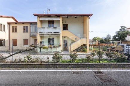 Foto Appartamento in Via Trieste 13, Cinto Caomaggiore Centro di 60 m²