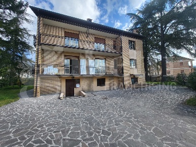 Foto Appartamento in Via San Lazzaro 1, Gubbio Centro di 63 m² con 3 locali