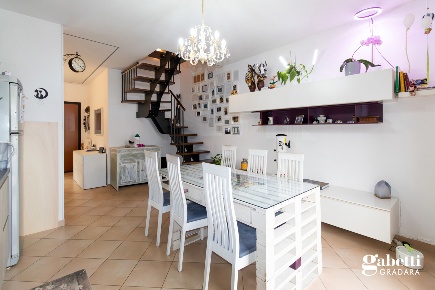 Foto Appartamento in Via Donizetti 11, Tavullia di 107 m² con 2 locali