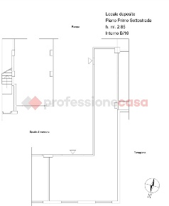 Foto Box in Via San Francesco D'Assisi 34, Tivoli di 75 m² in vendita