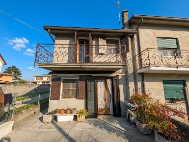 Foto Casa indipendente in Via Cavarzere via San Pietro 22, Cavarzere