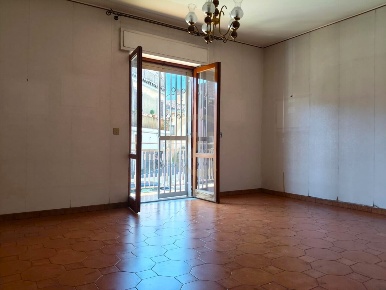 Foto Appartamento a Aci Catena Centro di 89 m² con 2 locali in vendita