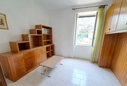 Foto Appartamento in Via Porta Saracena, Segni di 95 m² con 6 locali