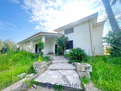 Foto Villa unifamiliare in strada provinciale  39, Maglie di 235 m²