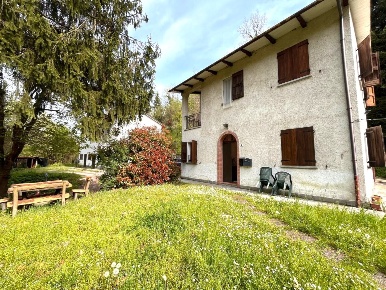 Foto Casa indipendente in Via puglie, Monte San Pietro di 280 m² in vendita