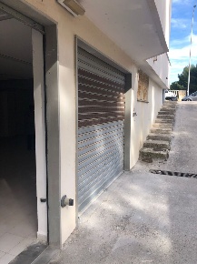 Foto Posti auto in Via Ludovico Ariosto 29, Monopoli Centro di 46 m²