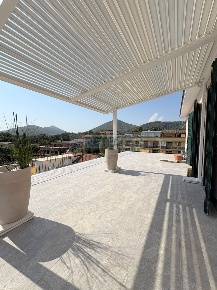 Foto Attico in Via Gennaro Tescione, Caserta Ospedale di 110 m² in vendita