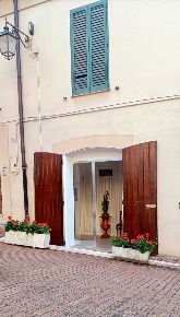 Foto Locale commerciale in Largo Monsignor Paolo Tasso, Lanciano Centro
