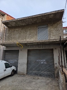 Foto Magazzino in Diramazione Barreca 34, Reggio di Calabria di 38 m²