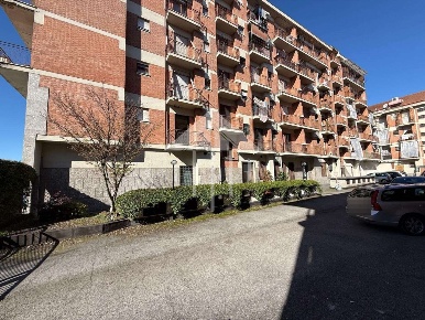 Foto Appartamento in Piazza I Maggio 11, Asti Corso Alessandria di 95 m²