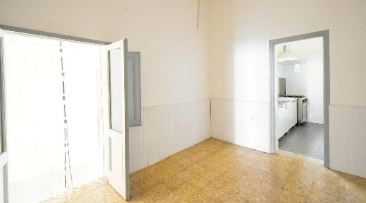 Foto Appartamento a Lecce Cicolella - Via Puglia di 130 m² con 4 locali