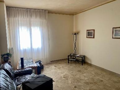 Foto Appartamento a Ponsacco Centro di 130 m² con 7 locali in vendita