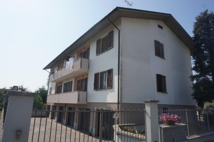 Foto Appartamento a Miradolo Terme Centro di 128 m² con 4 locali in vendita