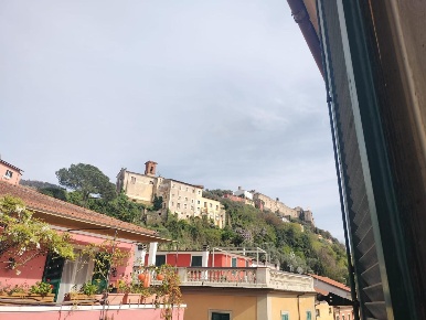 Foto Appartamento a Massa Centro di 170 m² con 6 locali in vendita