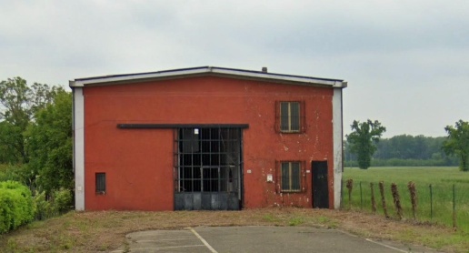 Foto Capannone industriale a Pinarolo Po Centro di 84 m² con 3 locali