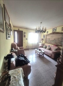 Foto Appartamento a Castellina in Chianti Centro di 85 m² con 4 locali